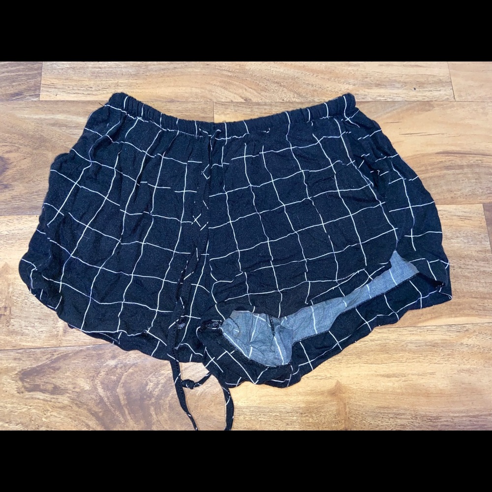Brandy Melville Black Shorts One Size